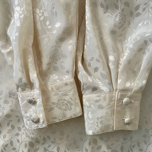 Sheridan Square Vintage 90s Cream Floral Pleated High Neck Secretary Top Size 14 - Picture 7 of 8